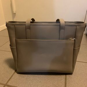 Pond LA Transform Tote in Stone